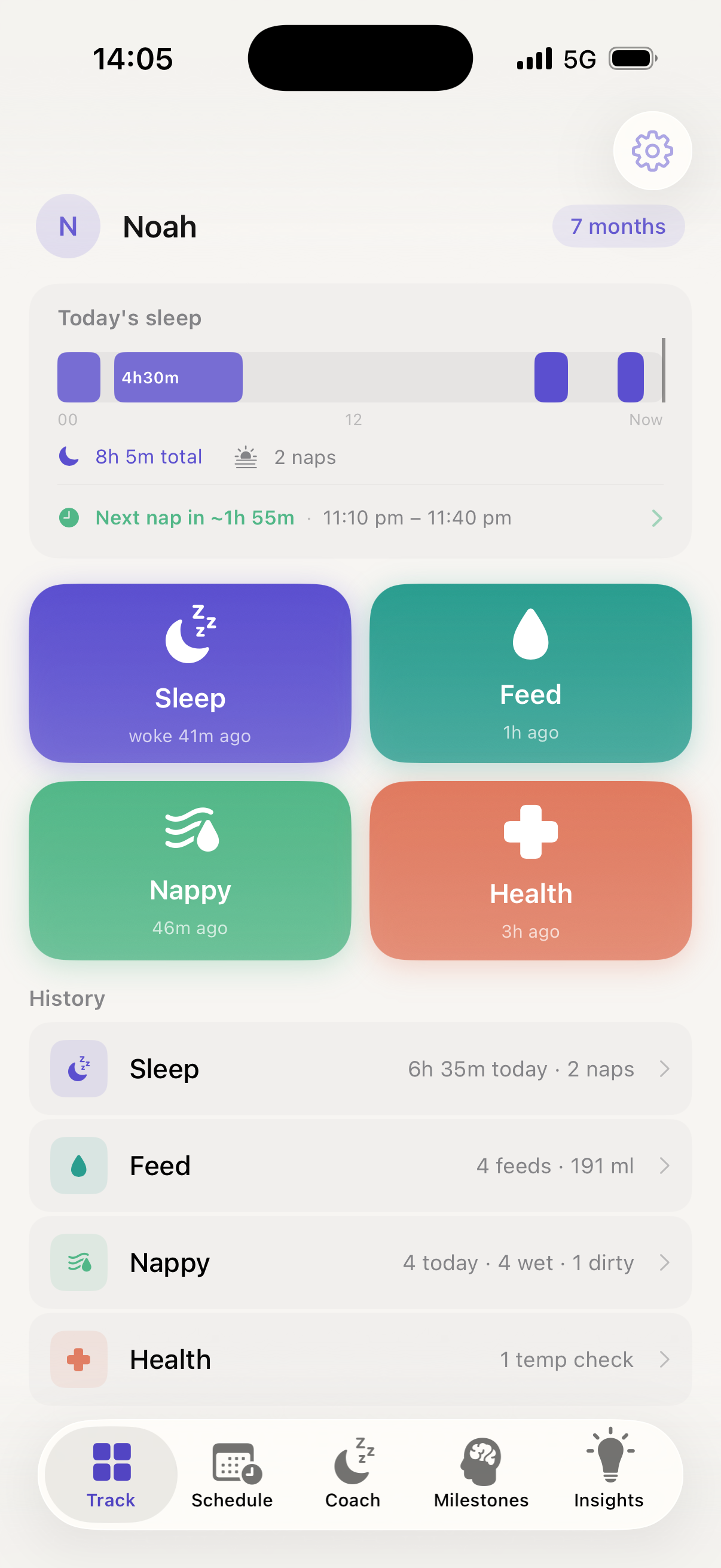 Settle app tracking dashboard showing wake window countdown, sleep timeline, and today's feeds and nappies for an 8-month-old
